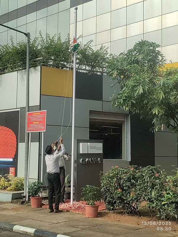 Phase III campus flag hoisting by Shri Madhavan Praveen, CTO, Technopark.