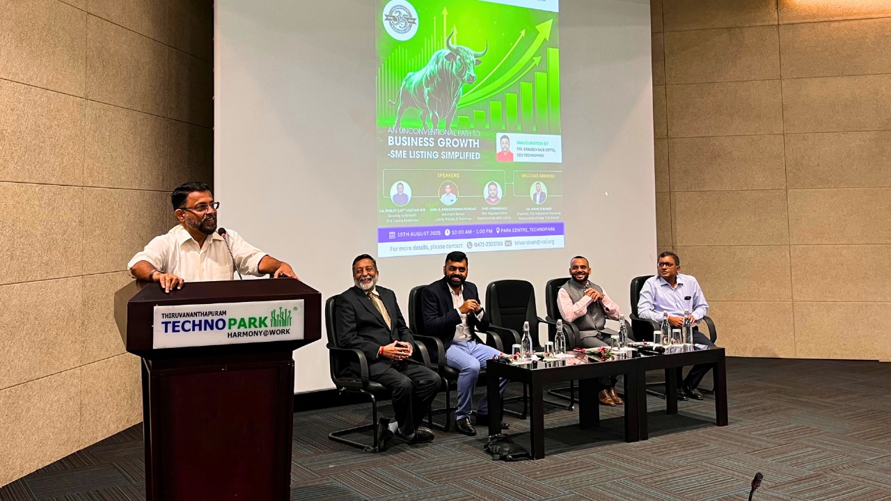 Col Sanjeev Nair (Retd) addressing the audience.