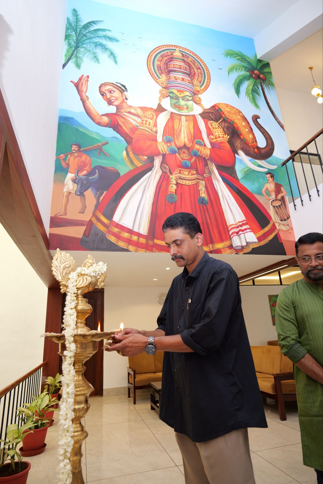 Mr. Shaiju N Lal, Registrar, lighting the inaugural lamp.