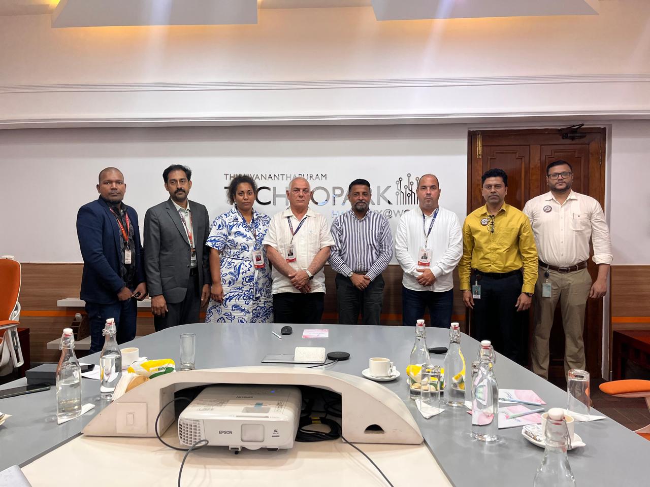 The Cuban delegation with Team Technopark.