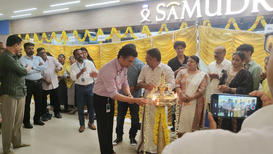 The inauguration ceremony was marked by the traditional lamp lighting, symbolizing a new beginning at Technopark